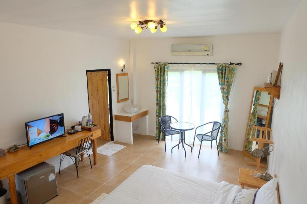 Villa Tuscany Country Resort Suan Phueng Bagian luar foto