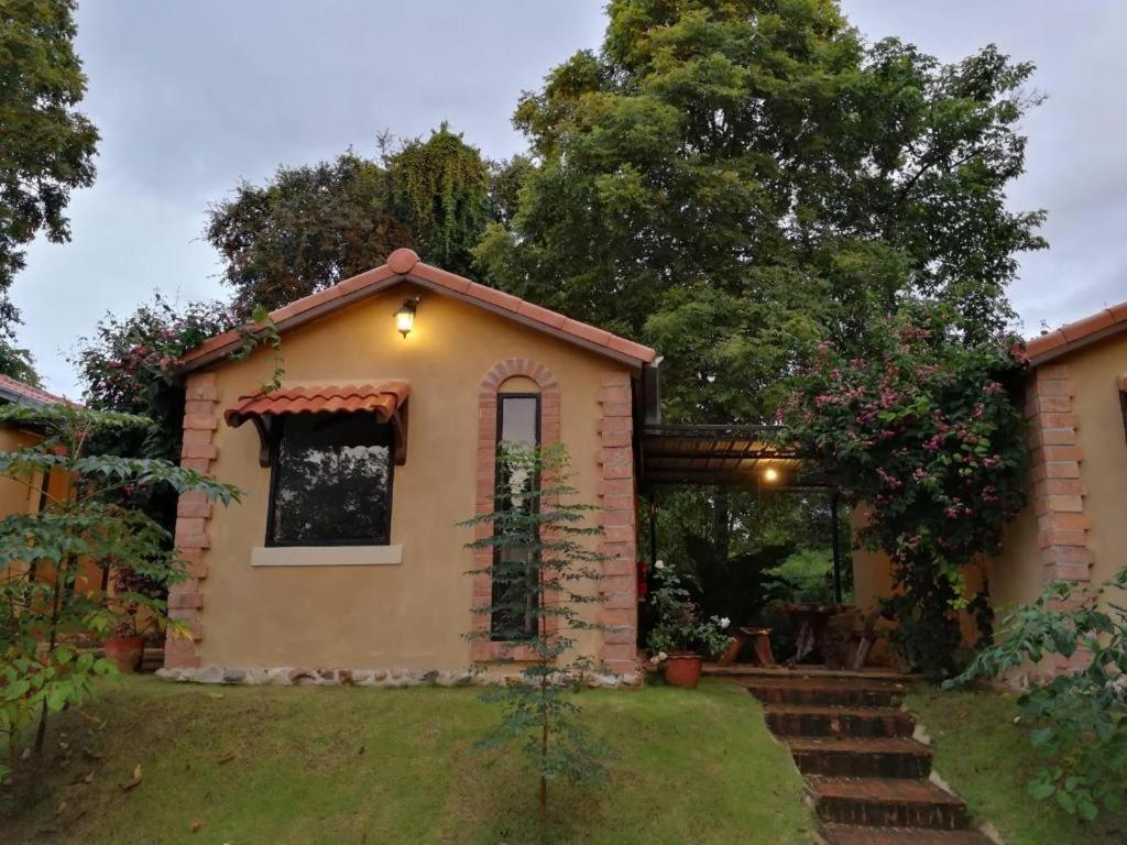 Villa Tuscany Country Resort Suan Phueng Bagian luar foto
