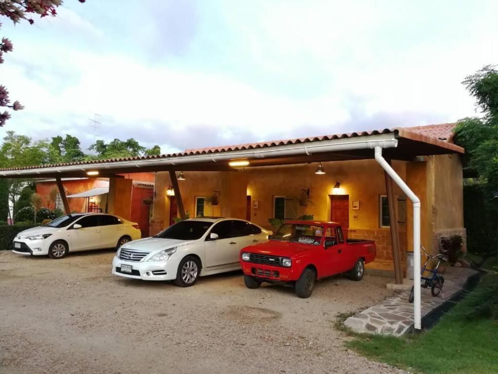 Villa Tuscany Country Resort Suan Phueng Bagian luar foto
