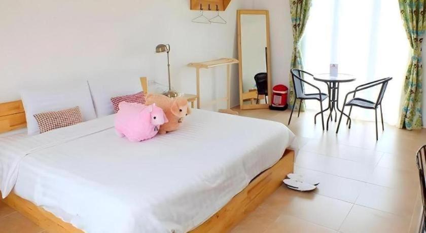 Villa Tuscany Country Resort Suan Phueng Bagian luar foto