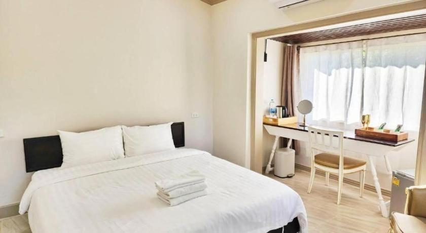 Villa Tuscany Country Resort Suan Phueng Bagian luar foto